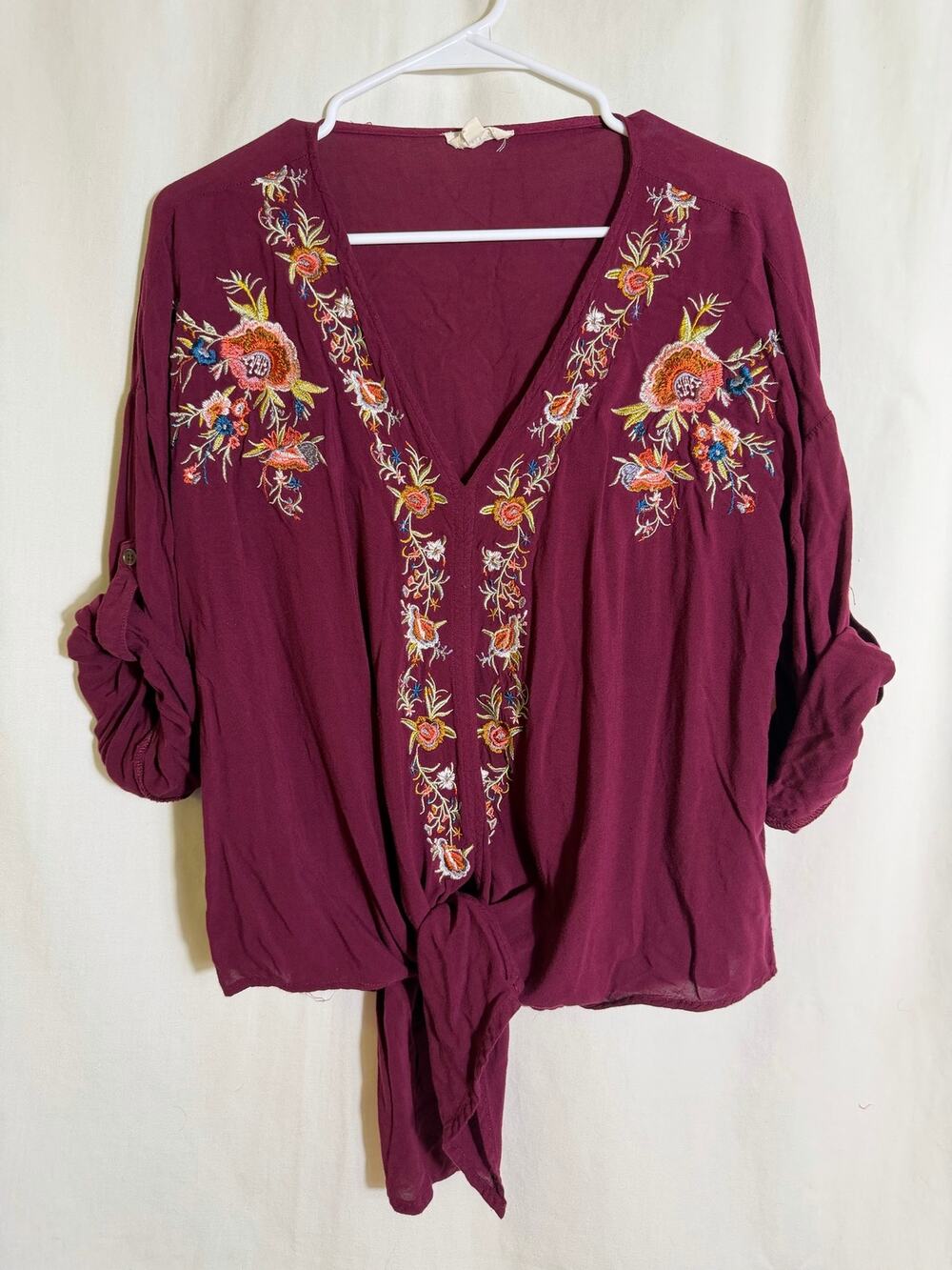 Entro Burgundy Embroidered Tie Front Blouse Floral Boho Roll Tab Sleeve Large